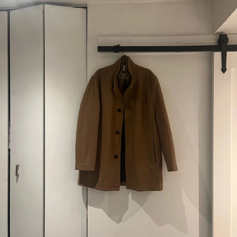 Cole Haan Men's Camel Trench Coat - Picture 4 of 12